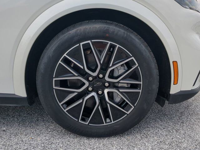 2025 Ford Mustang Mach-E Premium Appleton WI