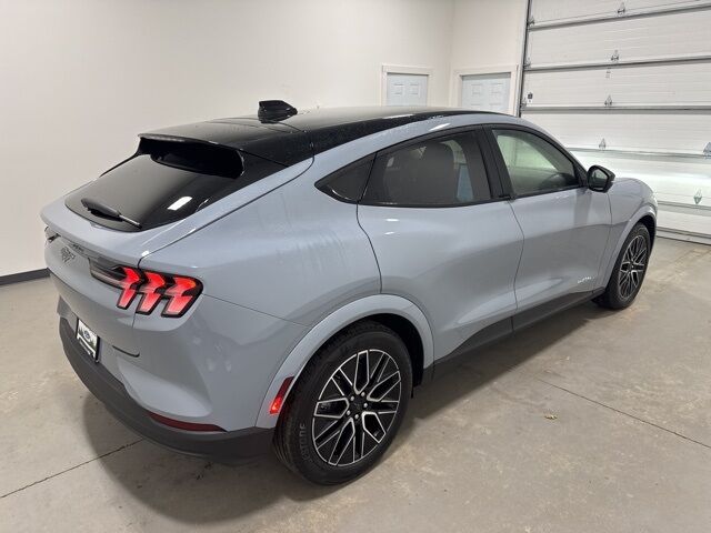 2025 Ford Mustang Mach-E Premium Pine River MN