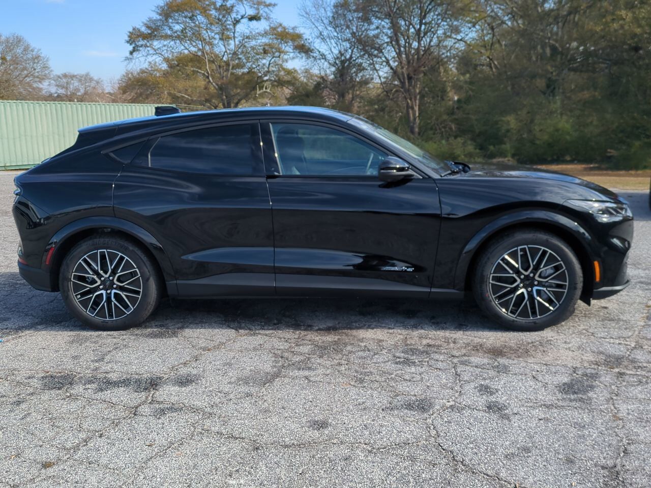 2025 Ford Mustang Mach-E