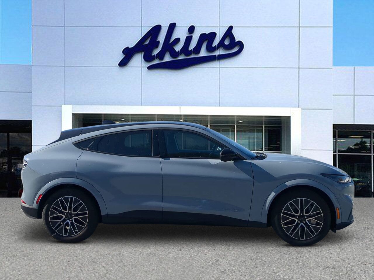 2025 Ford Mustang Mach-E