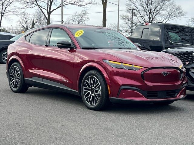 2025 Ford Mustang Mach-E
