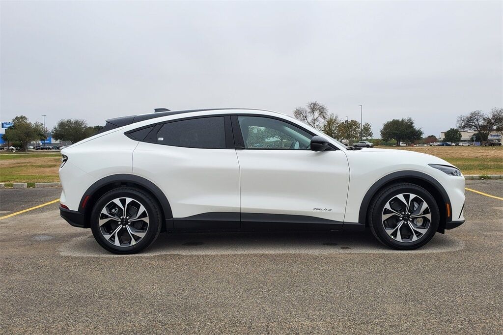 2025 Ford Mustang Mach-E Select Hondo TX