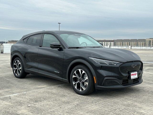 2025 Ford Mustang Mach-E Select