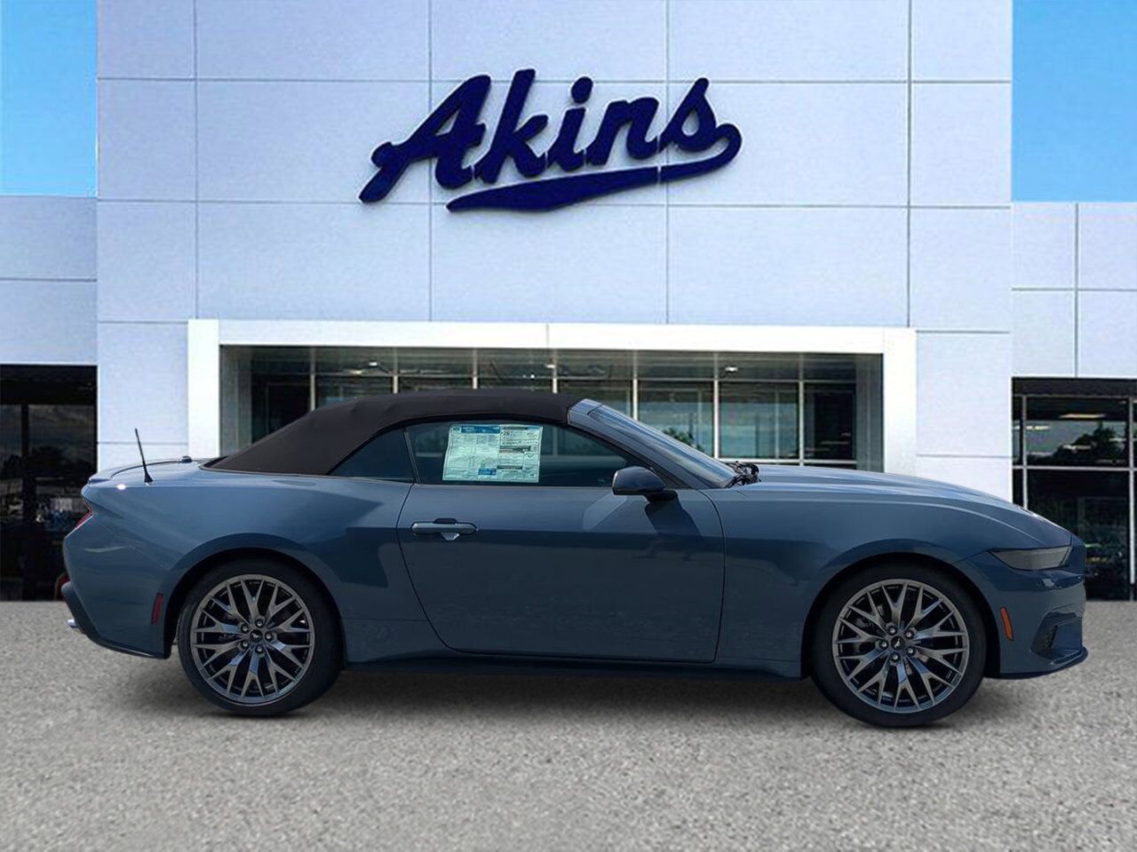 2025 Ford Mustang Premium