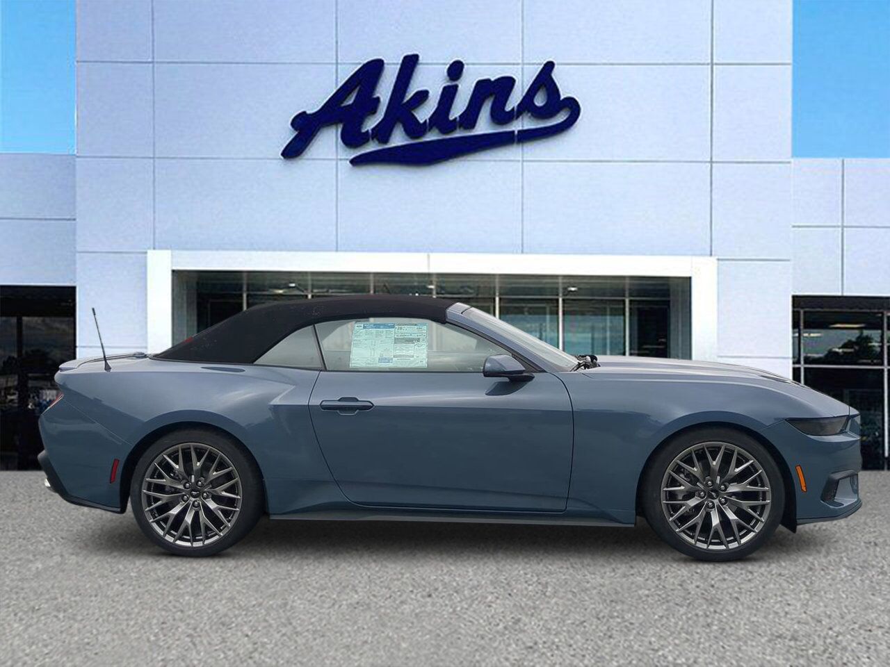 2025 Ford Mustang Premium