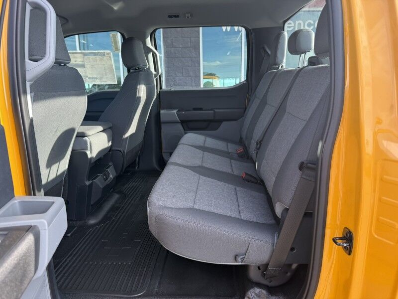 2025 Ford F-250 XL photo 4