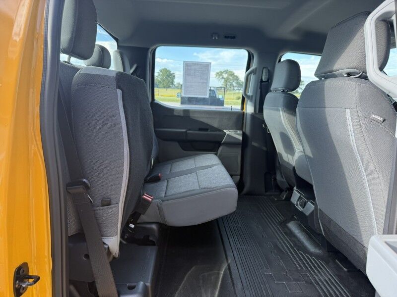 2025 Ford Super Crew F-250 4x4 17 MILES XL Collinsville OK