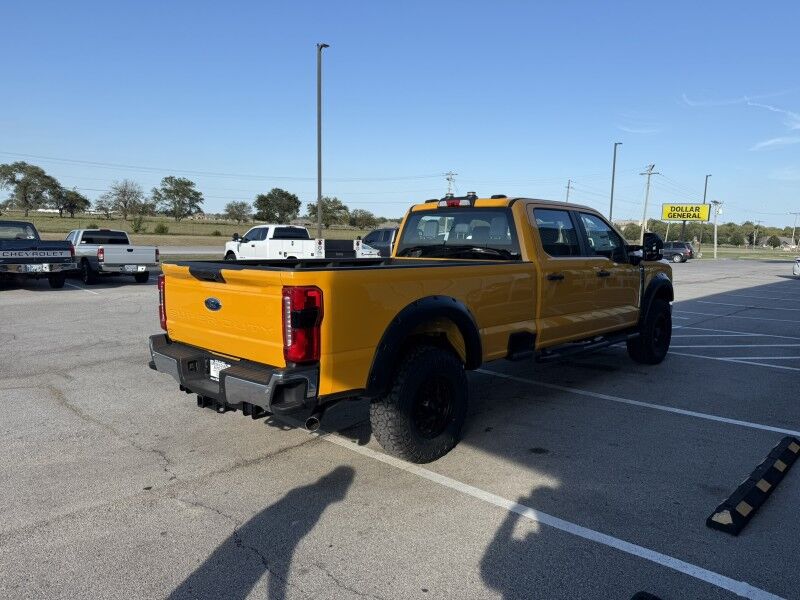 2025 Ford Super Crew F-250 4x4 17 MILES XL Collinsville OK