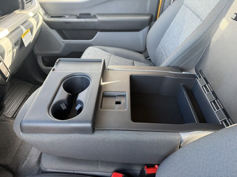 2025 Ford Super Crew F-250 4x4 17 MILES XL Collinsville OK