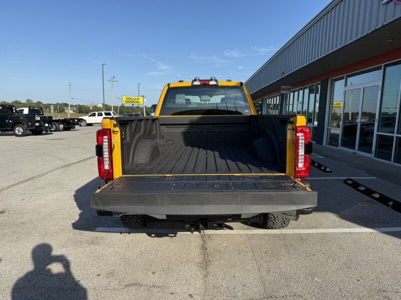 2025 Ford Super Crew F-250 4x4 17 MILES XL Collinsville OK