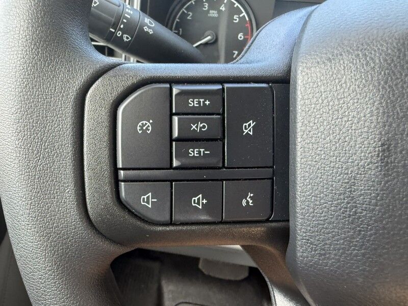 2025 Ford Super Crew F-250 4x4 17 MILES XL Collinsville OK