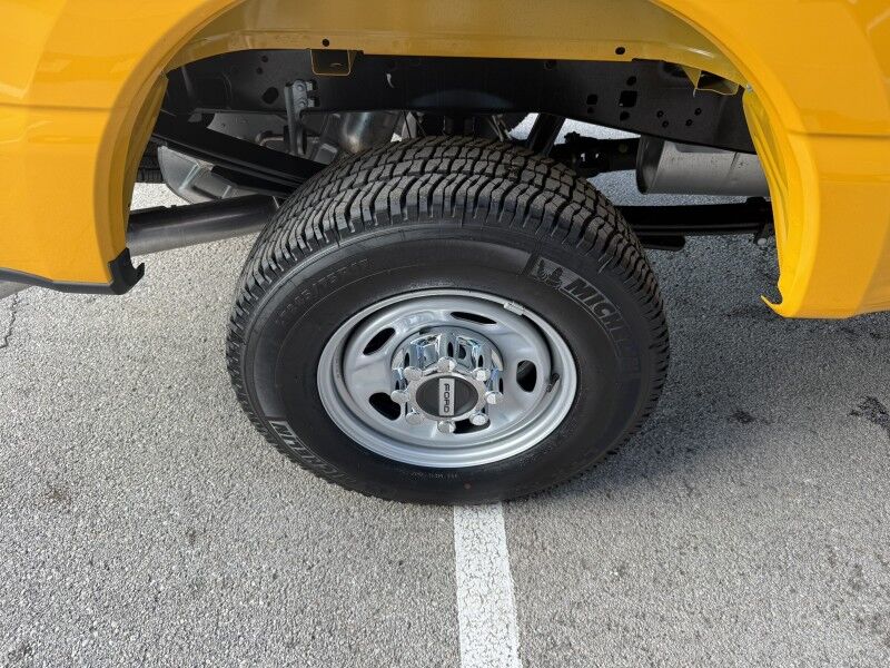 2025 Ford Super Crew F-250 4x4 17 MILES XL Collinsville OK
