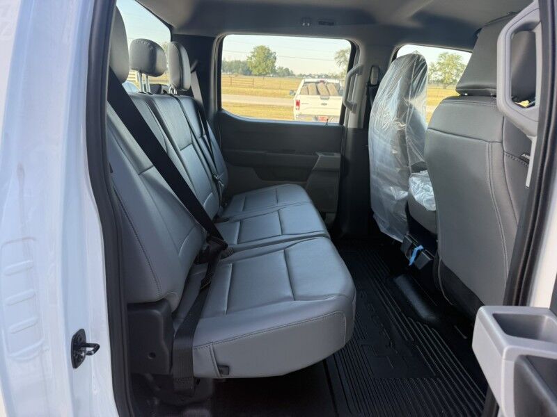2025 Ford Super Crew F-250 4x4 Cab & Chassis XL Collinsville OK
