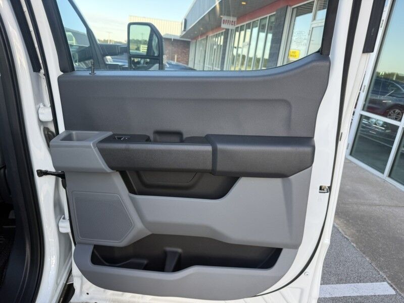 2025 Ford Super Crew F-250 4x4 Cab & Chassis XL Collinsville OK
