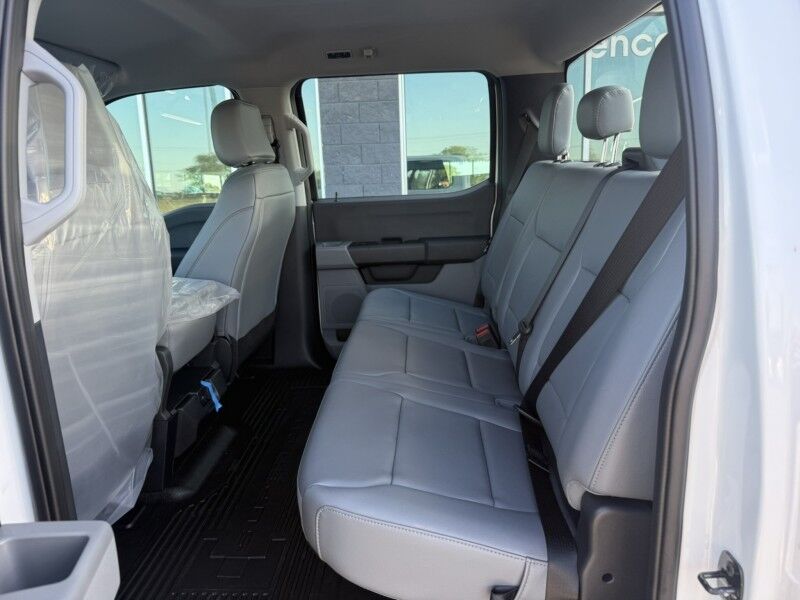 2025 Ford Super Crew F-250 4x4 Cab & Chassis XL Collinsville OK