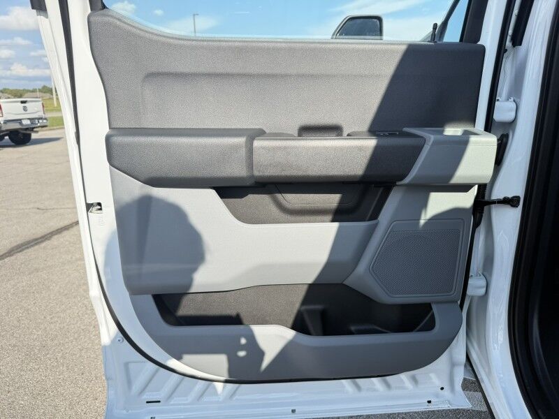 2025 Ford Super Crew F-250 4x4 Utility XL Collinsville OK