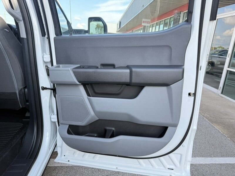 2025 Ford Super Crew F-250 4x4 Utility XL Collinsville OK