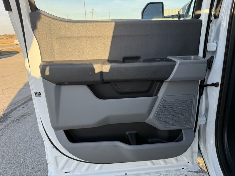 2025 Ford Super Crew F-250 4x4 XL Collinsville OK