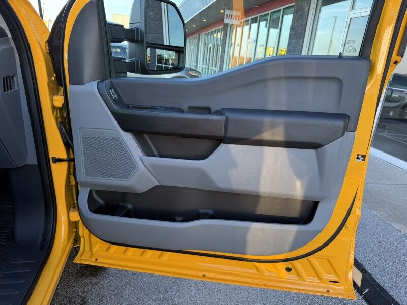 2025 Ford Super Crew F-250 4x4 XL Collinsville OK