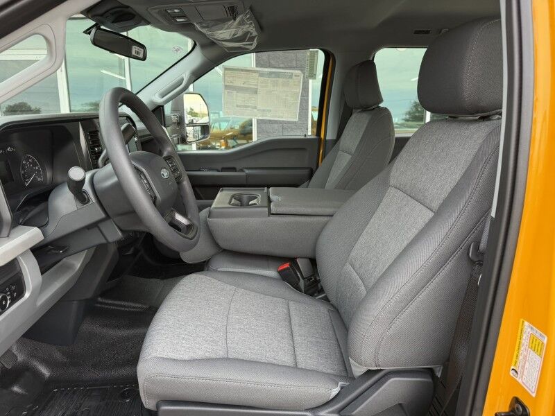 2025 Ford Super Crew F-250 4x4 XL Collinsville OK