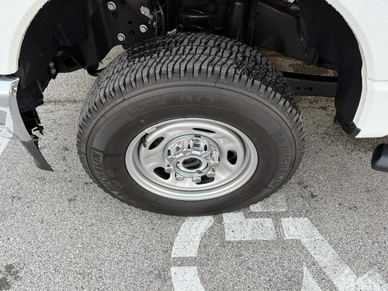 2025 Ford Super Crew F-250 4x4 XL Collinsville OK