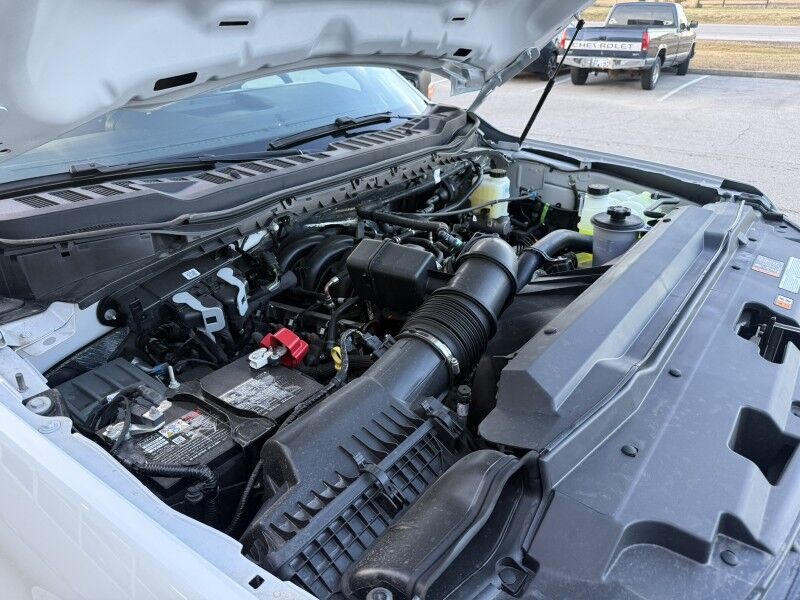 2025 Ford Super Crew F-250 6.8L V8 4x4 Utility XL Collinsville OK