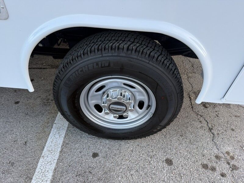 2025 Ford Super Crew F-250 6.8L V8 4x4 Utility XL Collinsville OK