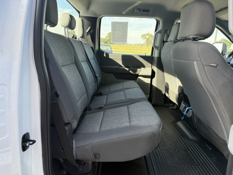 2025 Ford Super Crew F-250 6.8L V8 4x4 Utility XLT Collinsville OK