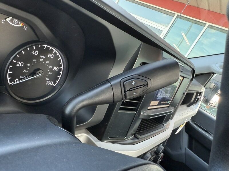 2025 Ford Super Crew F-250 6.8L V8 4x4 Utility XLT Collinsville OK