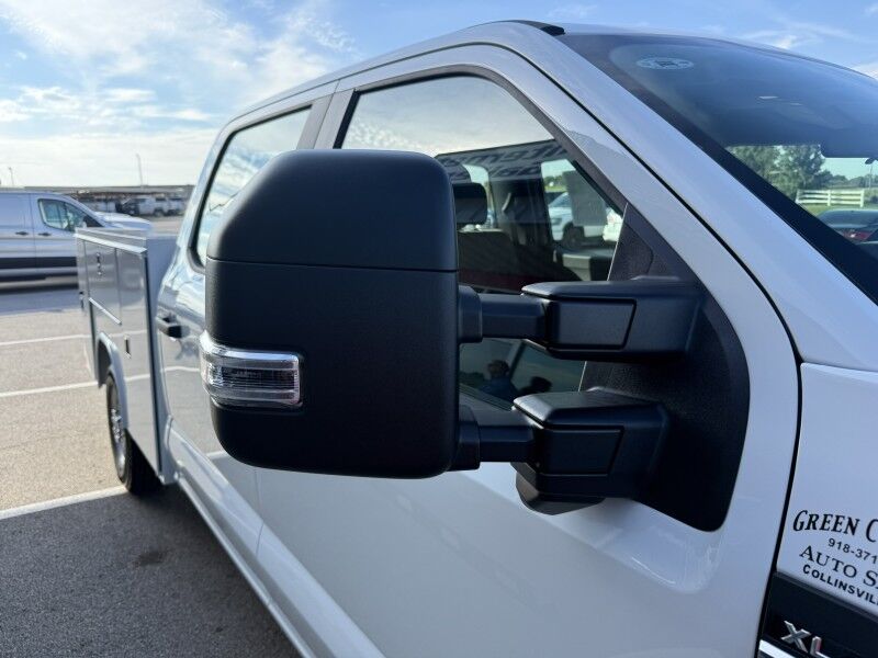 2025 Ford Super Crew F-250 6.8L V8 4x4 Utility XLT Collinsville OK