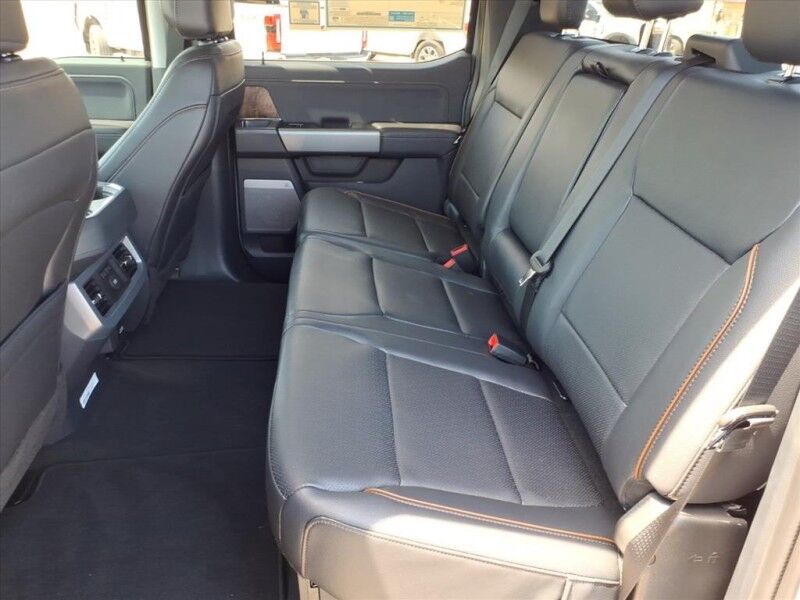 2025 Ford Super Duty F-250 SRW LARIAT Del Rio TX