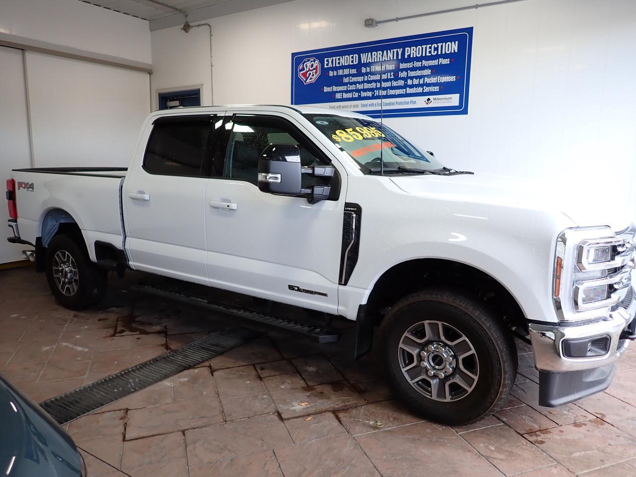 2025 Ford Super Duty F-250 SRW LARIAT CREW CAB 4WD 6.5' BOX *DIESEL*