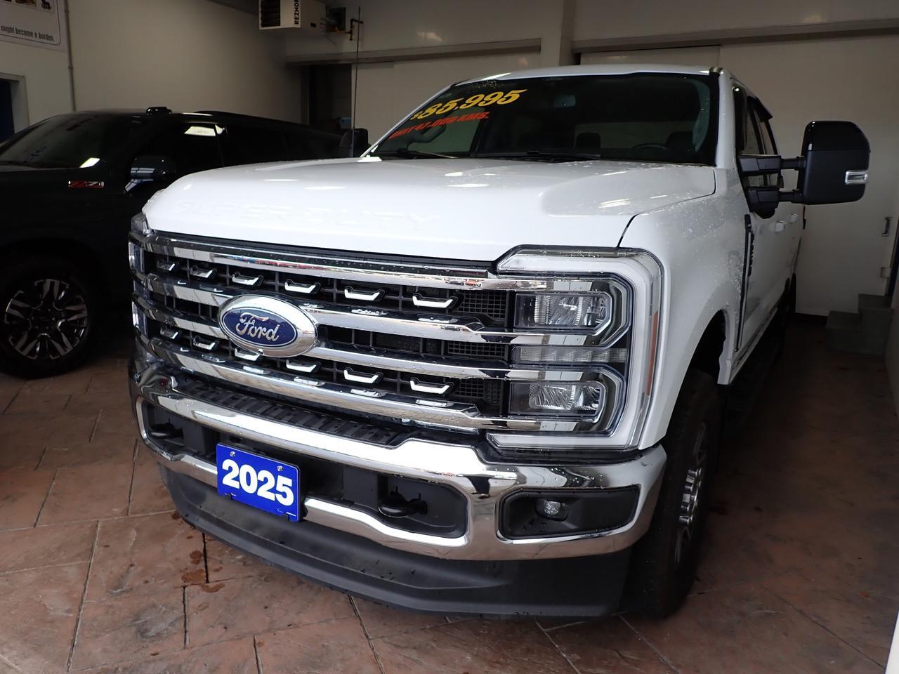 2025 Ford Super Duty F-250 SRW LARIAT CREW CAB 4WD 6.5' BOX *DIESEL* Listowel ON