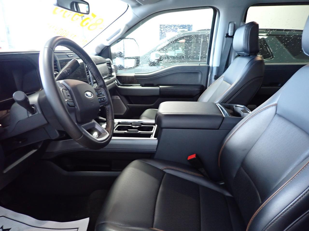 2025 Ford Super Duty F-250 SRW LARIAT CREW CAB 4WD 6.5' BOX *DIESEL* Listowel ON