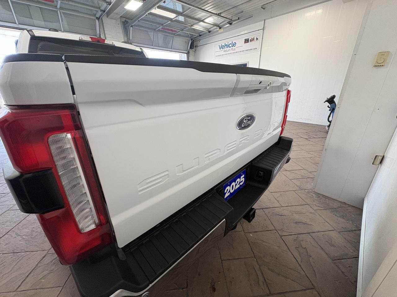2025 Ford Super Duty F-250 SRW LARIAT CREW CAB 4WD *DIESEL* Listowel ON