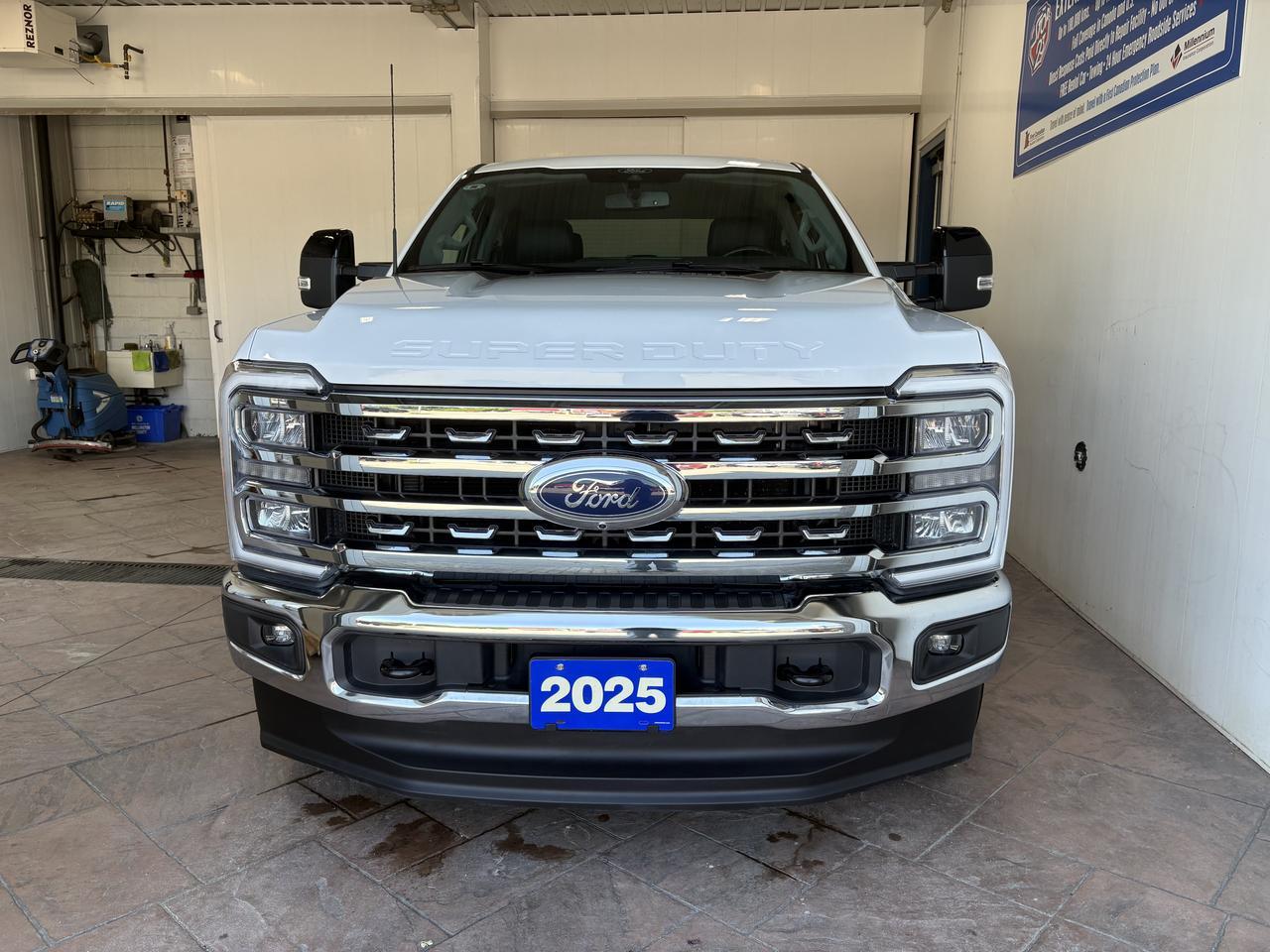 2025 Ford Super Duty F-250 SRW LARIAT CREW CAB 4WD *DIESEL* Listowel ON