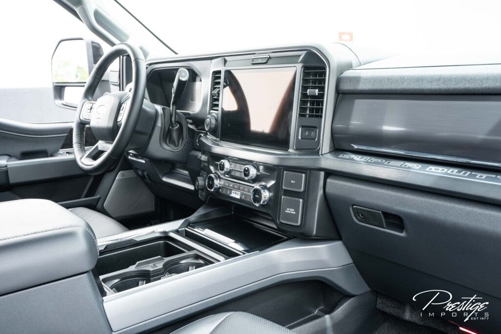2025 Ford Super Duty F-250 SRW LARIAT North Miami Beach FL