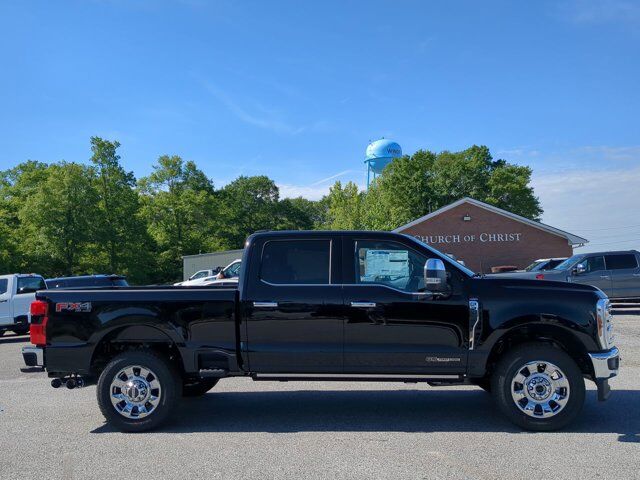 2025 Ford Super Duty F-250 SRW LARIAT Appleton WI