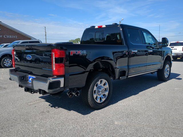 2025 Ford Super Duty F-250 SRW LARIAT Appleton WI