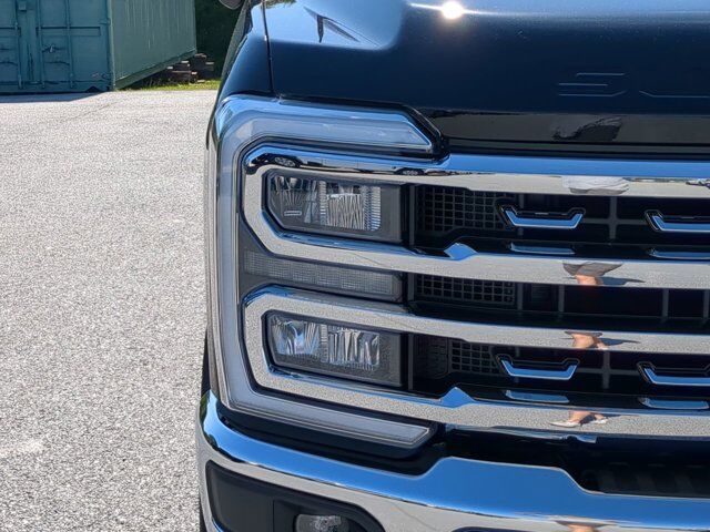 2025 Ford Super Duty F-250 SRW LARIAT Appleton WI