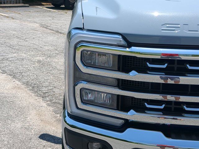 2025 Ford Super Duty F-250 SRW LARIAT Appleton WI