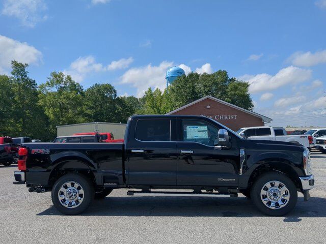 2025 Ford Super Duty F-250 SRW LARIAT Appleton WI