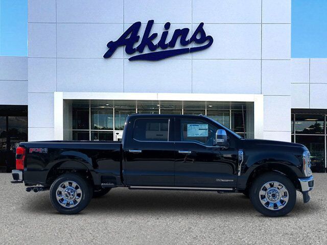 2025 Ford Super Duty F-250 SRW LARIAT Appleton WI