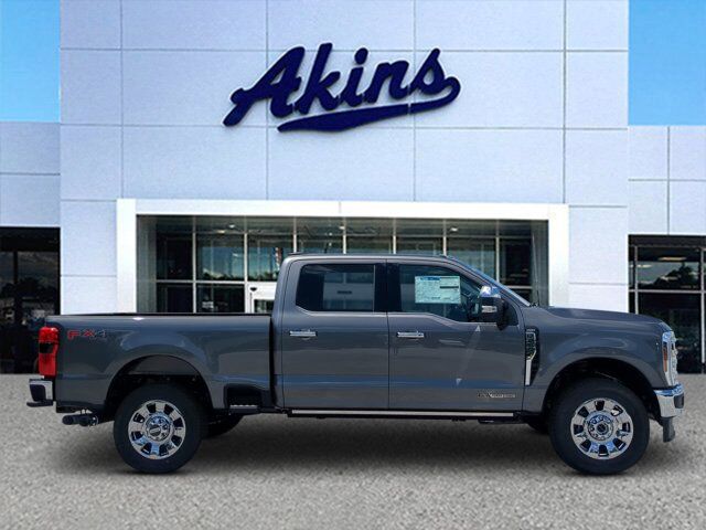 2025 Ford Super Duty F-250 SRW LARIAT Appleton WI