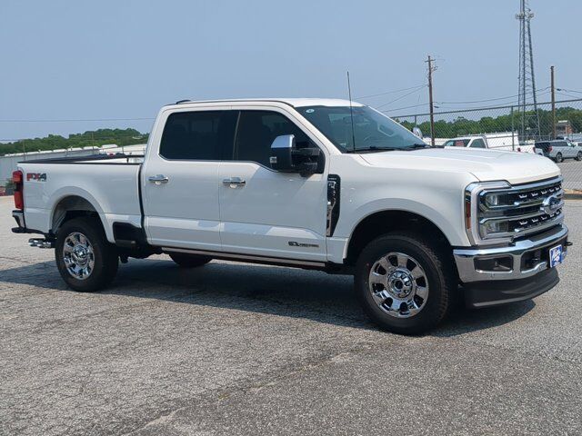 2025 Ford Super Duty F-250 SRW LARIAT Appleton WI
