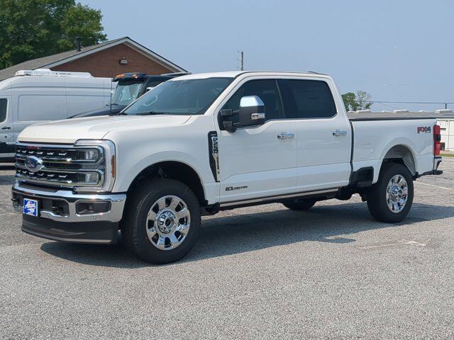 2025 Ford Super Duty F-250 SRW LARIAT Appleton WI