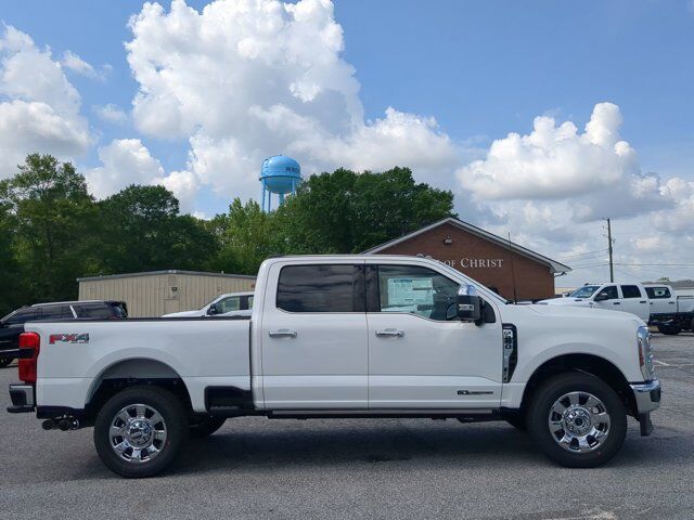 2025 Ford Super Duty F-250 SRW LARIAT Appleton WI