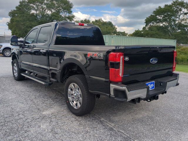 2025 Ford Super Duty F-250 SRW LARIAT Appleton WI
