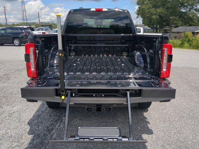 2025 Ford Super Duty F-250 SRW LARIAT Appleton WI
