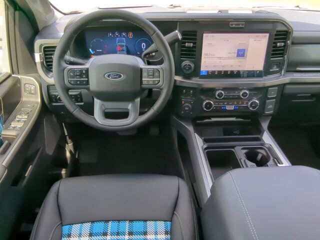 2025 Ford Super Duty F-250 SRW LARIAT Appleton WI